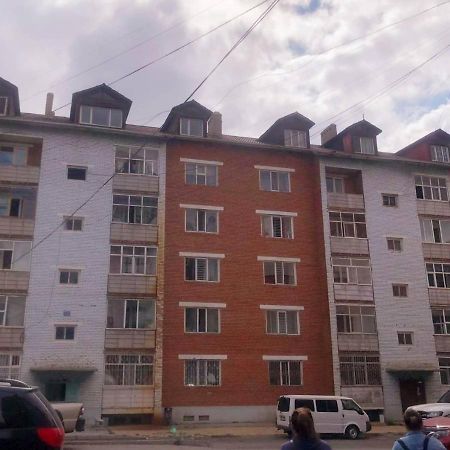 Mongolian Budget Hostel , Mbh Ulaanbaatar Esterno foto